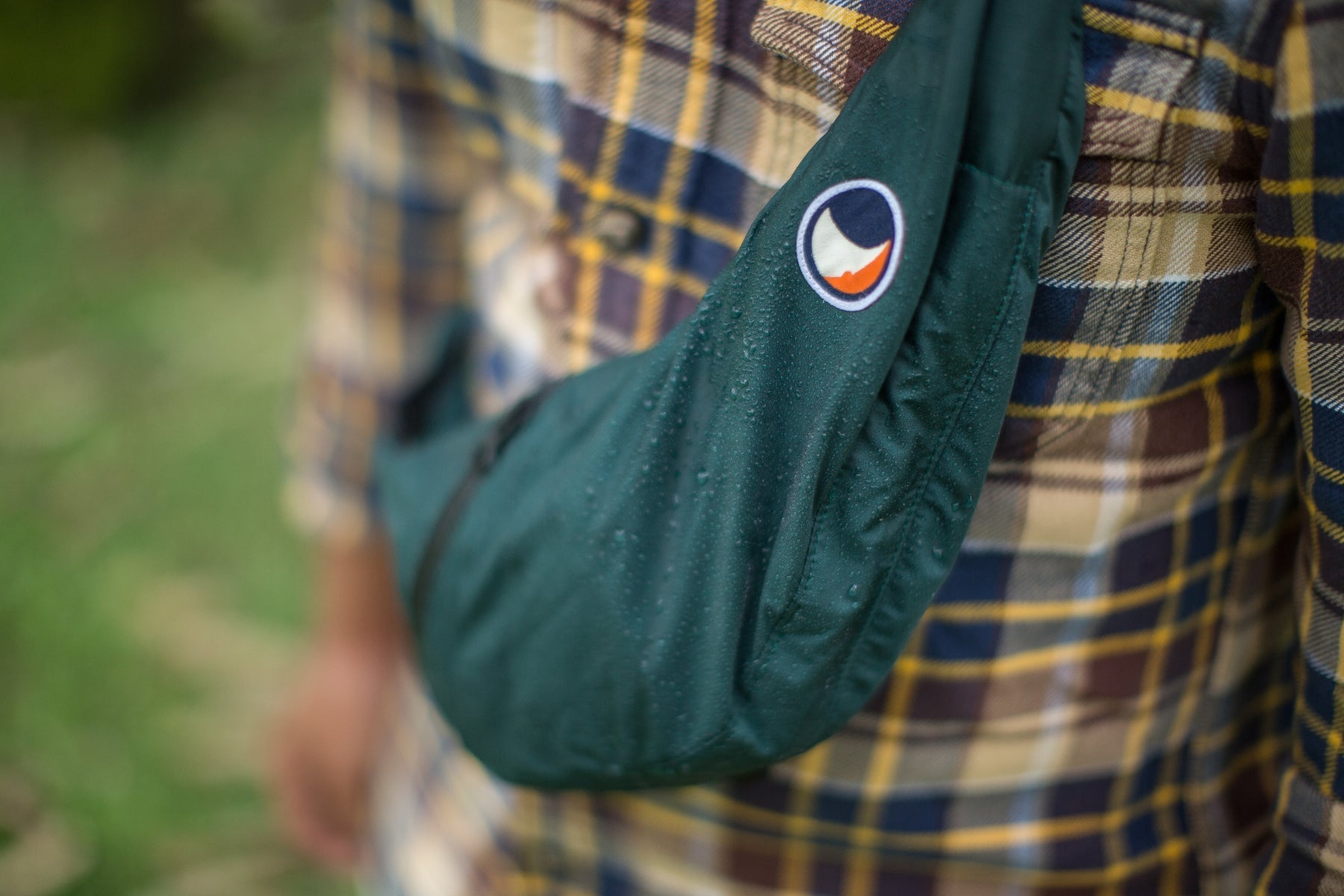 SLING BAG - WATER RESISTANT